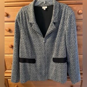 Black and White Zipper Blazer